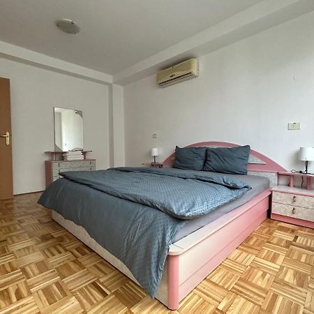 Apartma Lunca 2 Apartment Ljubljana Ngoại thất bức ảnh