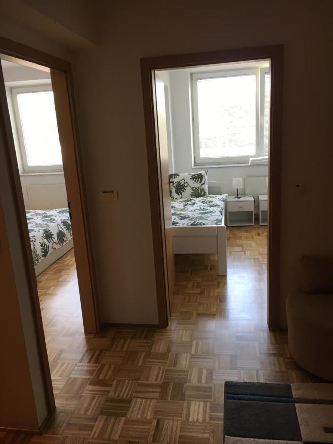 Apartma Lunca 2 Apartment Ljubljana Ngoại thất bức ảnh